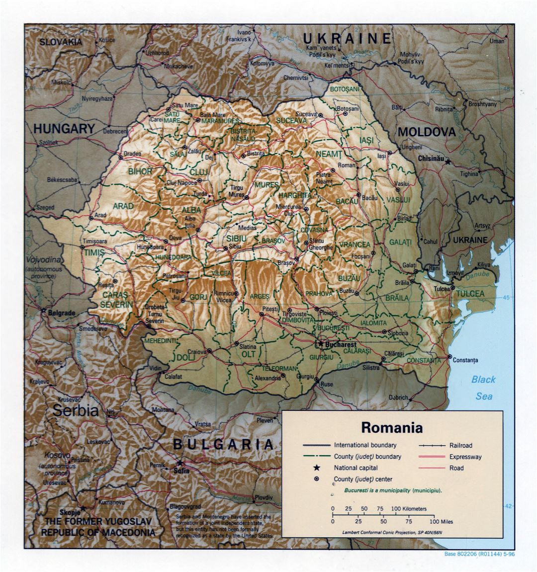 Grande detallado mapa política y administrativa de Rumania con alivio, carreteras, vías férreas y principales ciudades - 1996